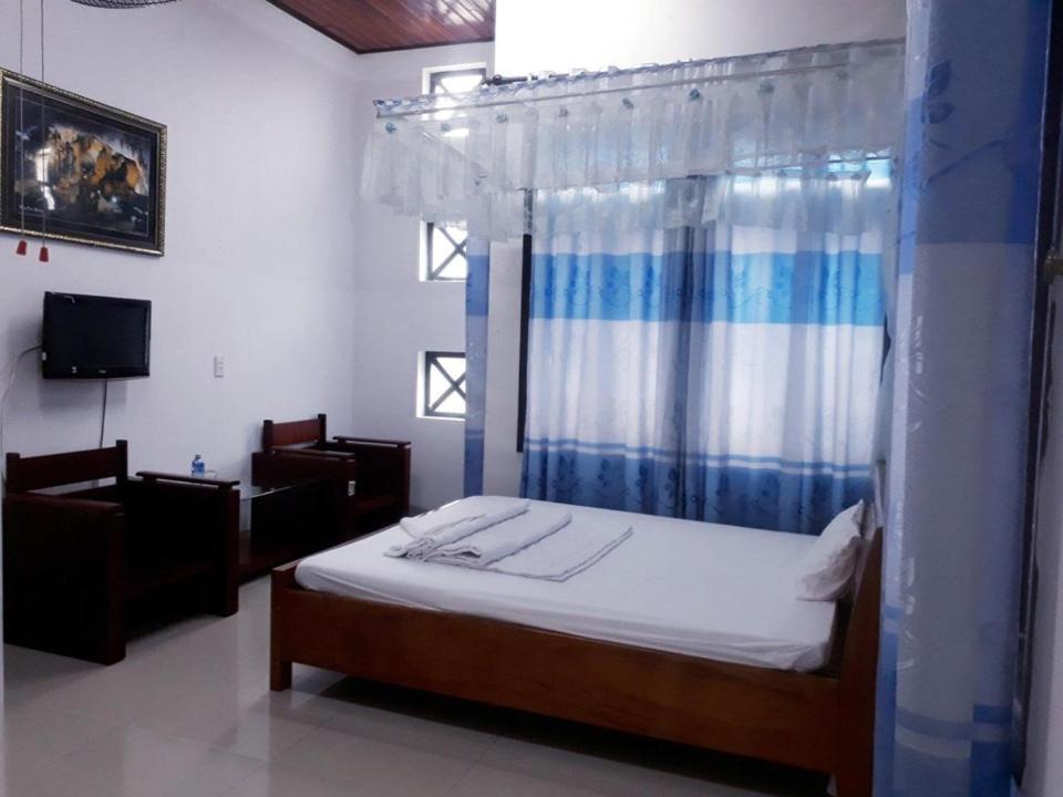 Quang Nam Guest Hotel Tam Ky Exterior photo